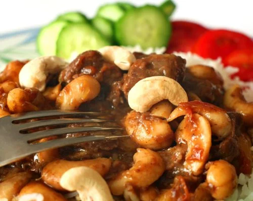 Boeuf aux noix de cajou, riz thaï